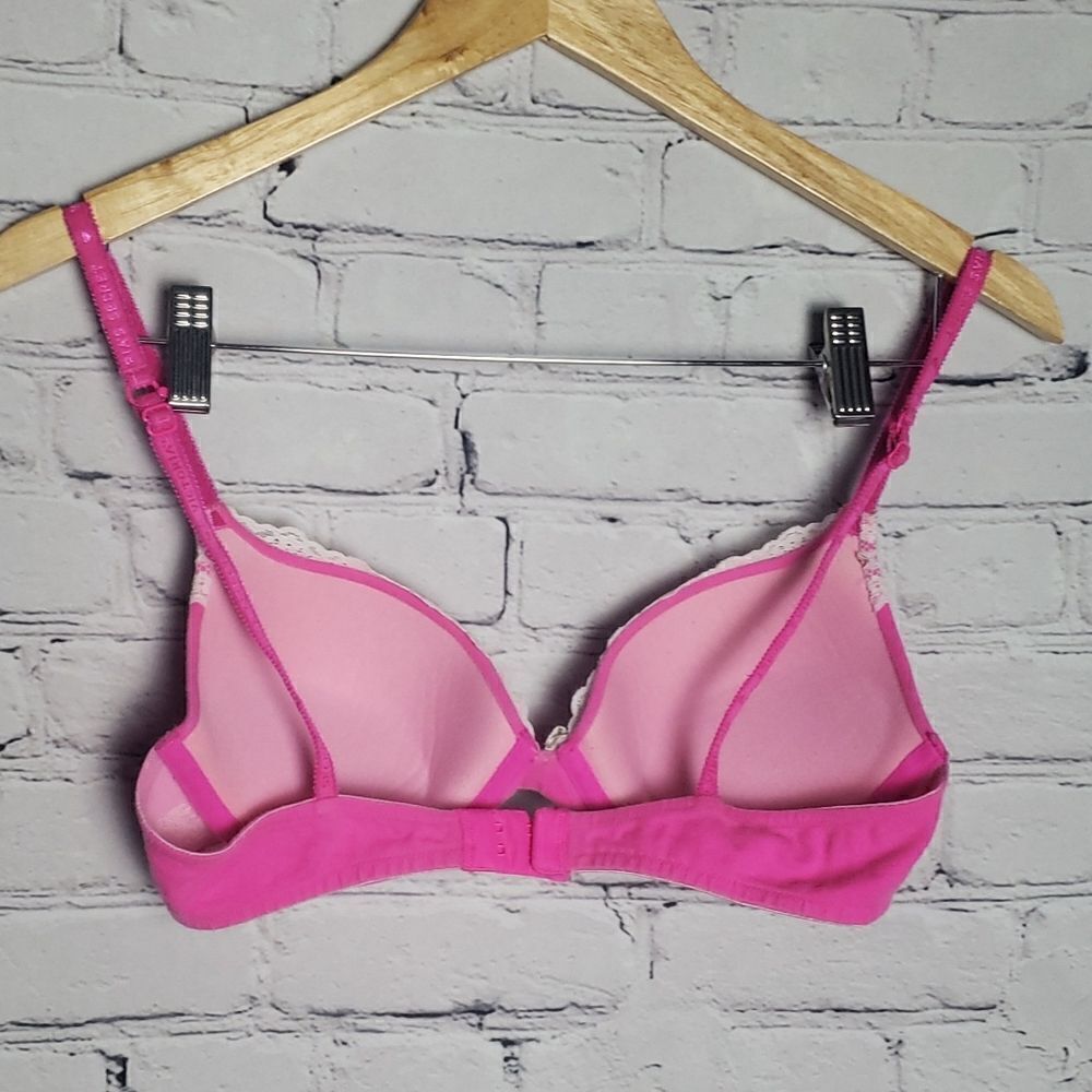 Victoria's Secret Pink Bra - Picture 6 of 9
